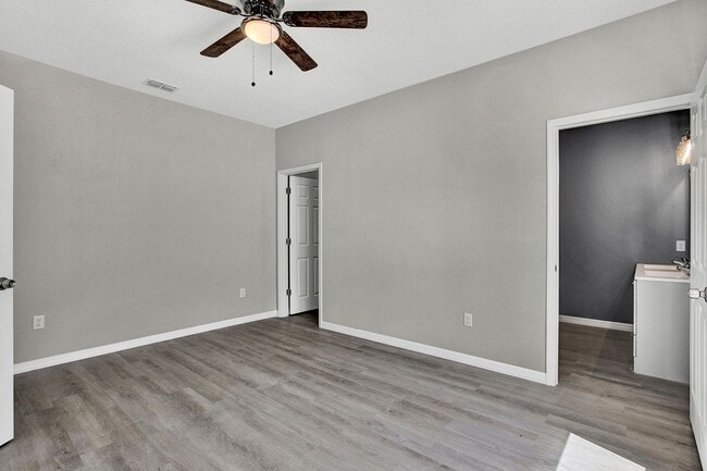 Building Photo - Brand New One-Story for Rent