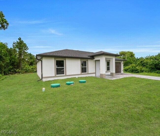 Building Photo - 382 McArthur Blvd