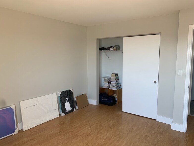 Bedroom - 15 North Beacon St