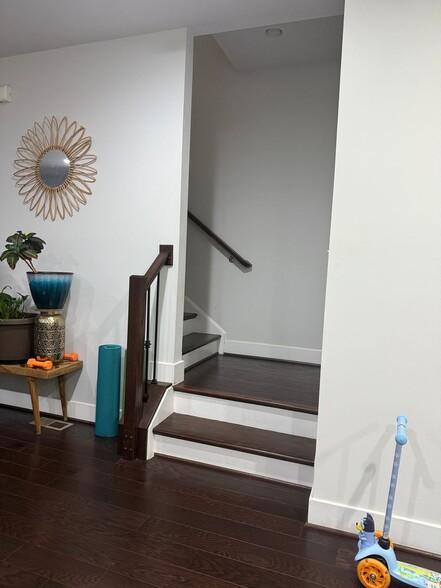 Building Photo - 22102 Cabin Branch Ave