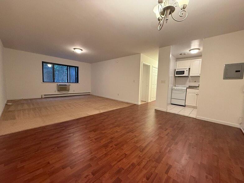 Building Photo - 208 Undercliff Ave