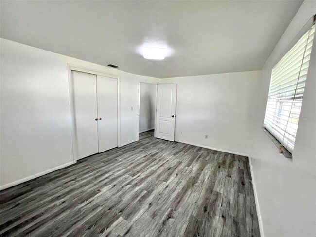 Building Photo - 4640 Taray Ln