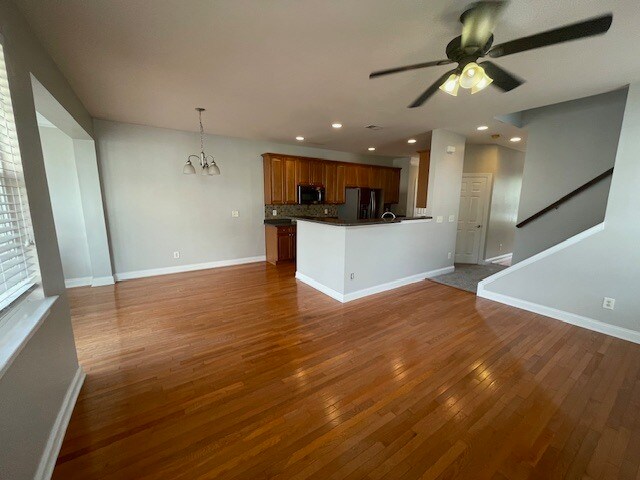 Building Photo - 9301 Sweetbay Ct