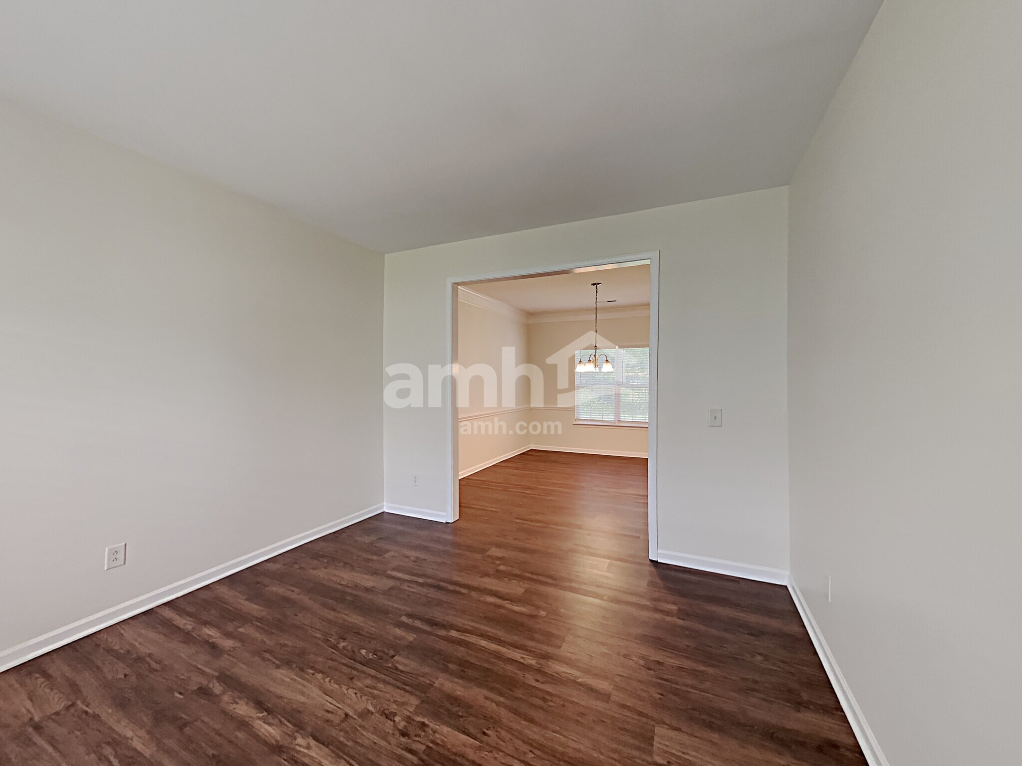 Building Photo - 3103 Hendricks Chapel Ln