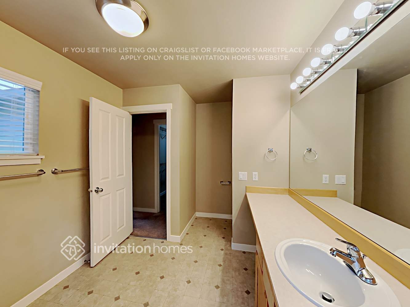 Building Photo - 23425 SE 243rd St