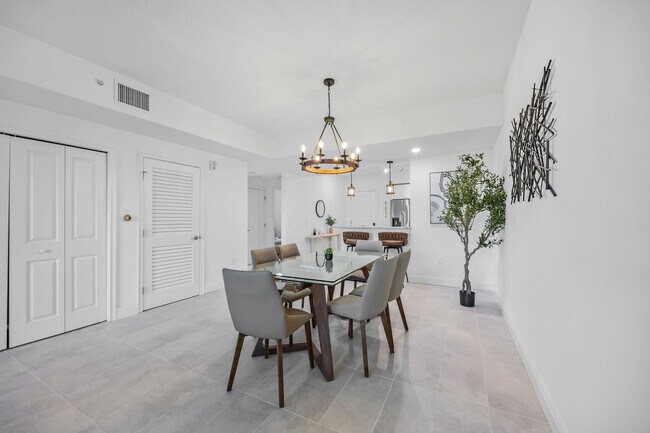 Building Photo - 701 Pilot Ln