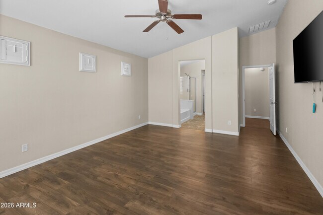 Building Photo - 2501 S 255th Dr
