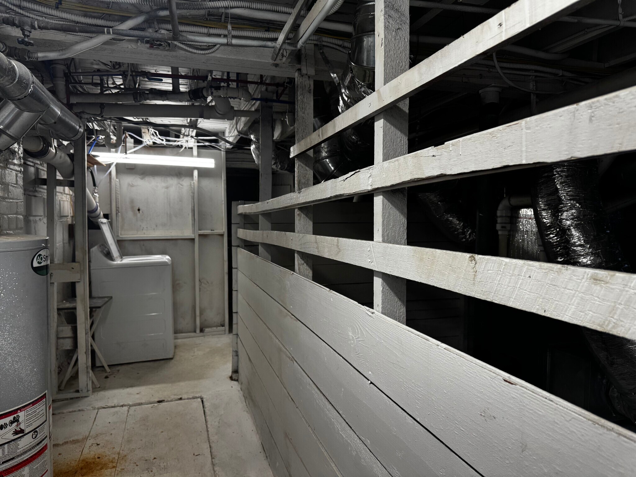 Building Photo - 78 Cherry St