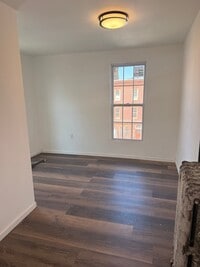 Building Photo - 2023 Derry St