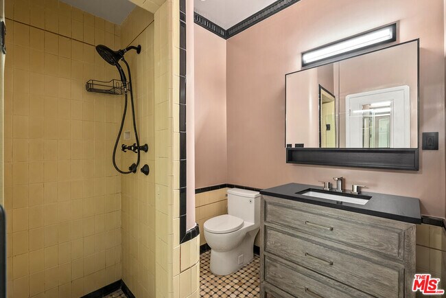 Building Photo - 1326 Londonderry View Dr