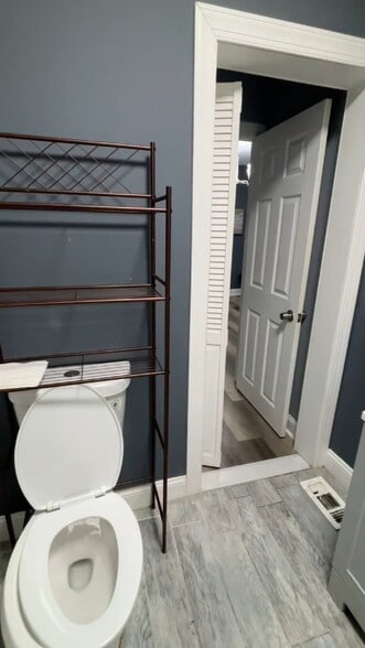 Building Photo - 2401 S 54th St