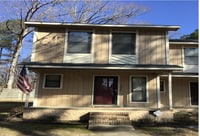 Building Photo - 1336 N Forest Dr