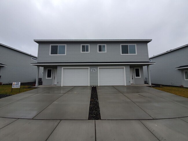 Building Photo - 5701al