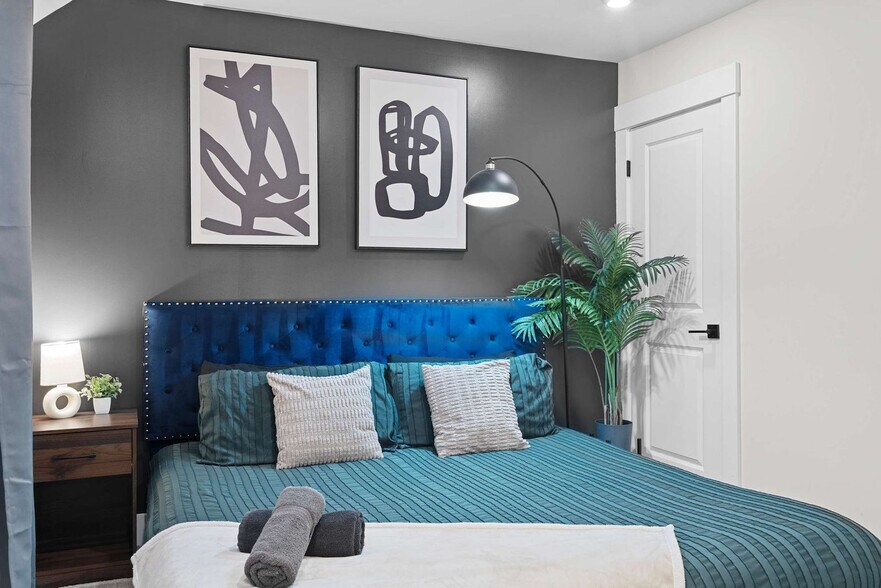 Building Photo - 1442 Hamilton St