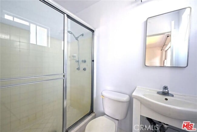 Building Photo - 1436 S Bedford St