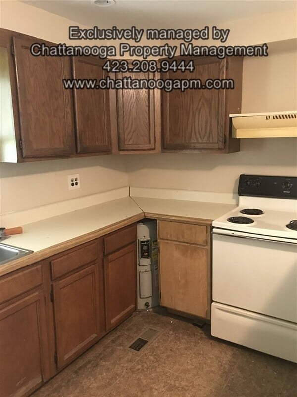 Building Photo - 805 Carden Ave