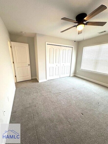 Building Photo - 156 Hamlet Ct