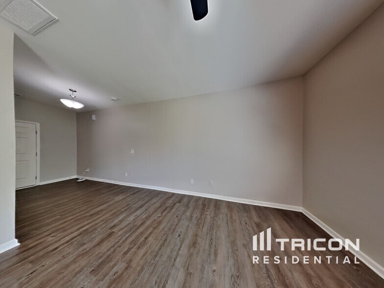 Building Photo - 239 Pamlico Dr