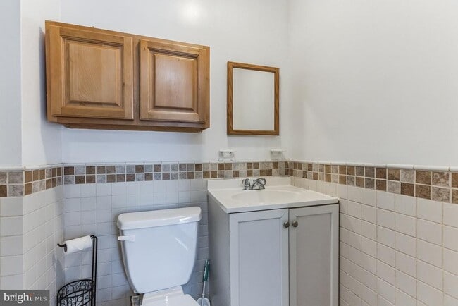 Building Photo - 7820 Craig St