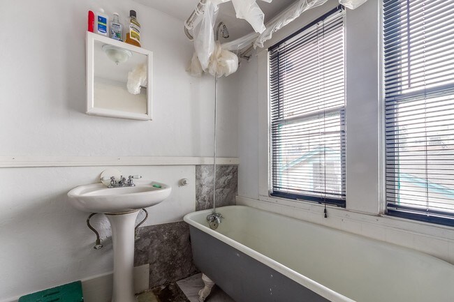 Up Stairs Bathroom - 201 E Eagle St