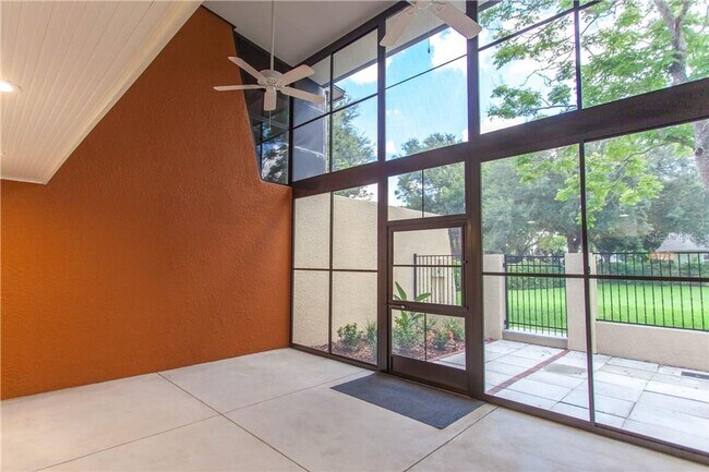 Building Photo - Winter Park Townhome