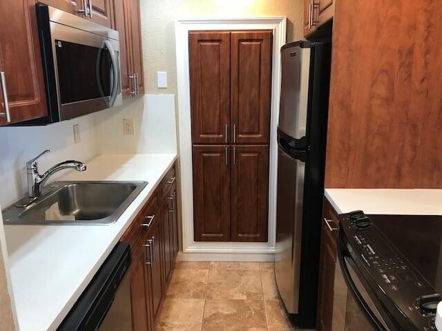 Building Photo - 111 Briny Ave