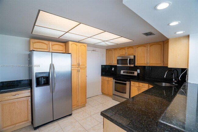 Primary Photo - 3800 Galt Ocean Dr