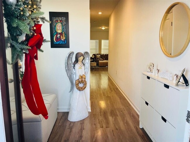 Building Photo - 2149 Treasure Hill St