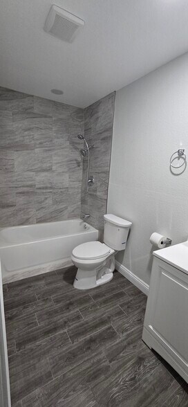 Bathroom 1 - 1405 Vegas Valley Dr