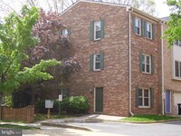Building Photo - 1804 9th St S