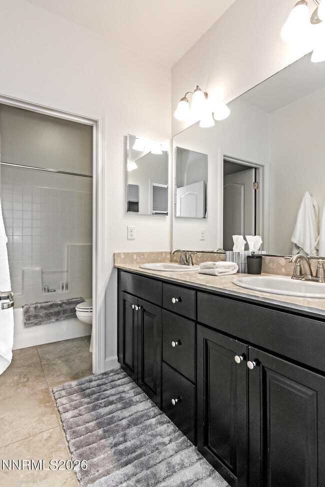 Building Photo - 10615 Brittany Park Dr