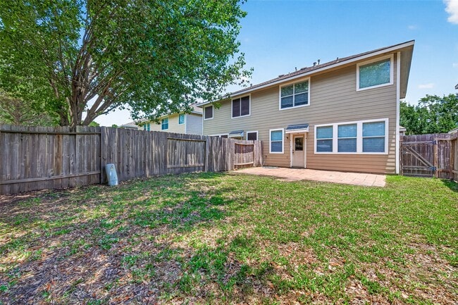 Building Photo - 5626 Claybeck Ln