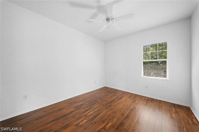 Building Photo - 970 Peggy Cir