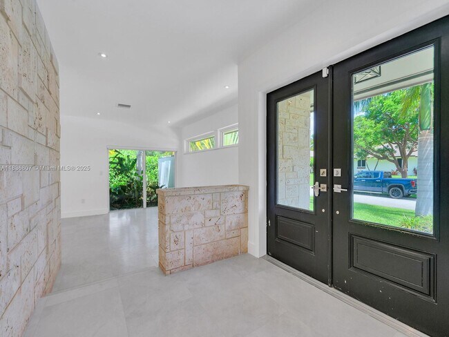 Building Photo - 7800 SW 181st Terrace