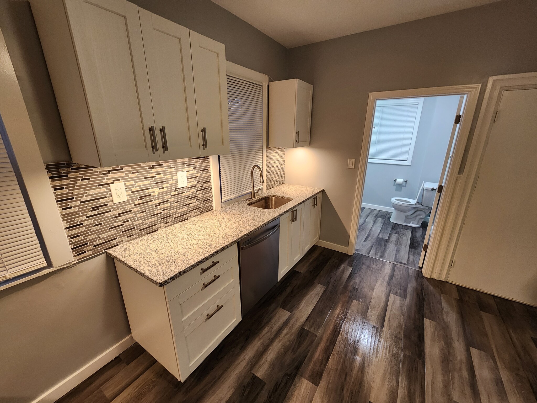 Kitchen - 28 Piedmont St