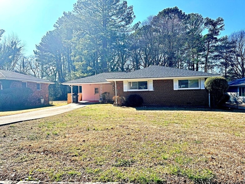Primary Photo - 2257 Collins Dr