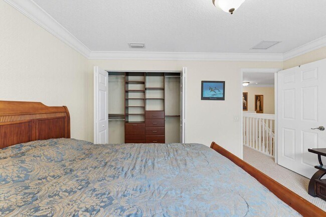 Building Photo - 8492 Breezy Oak Way