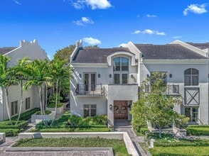 Building Photo - 7440 SW 56th Ct