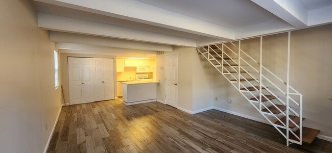 Building Photo - 1416 Missouri Ave