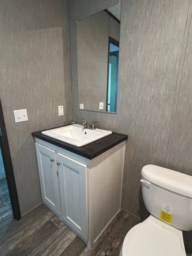 Building Photo - 575 Payne Creek