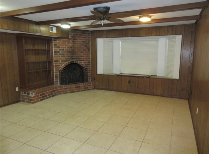 Building Photo - 51 Granada Dr