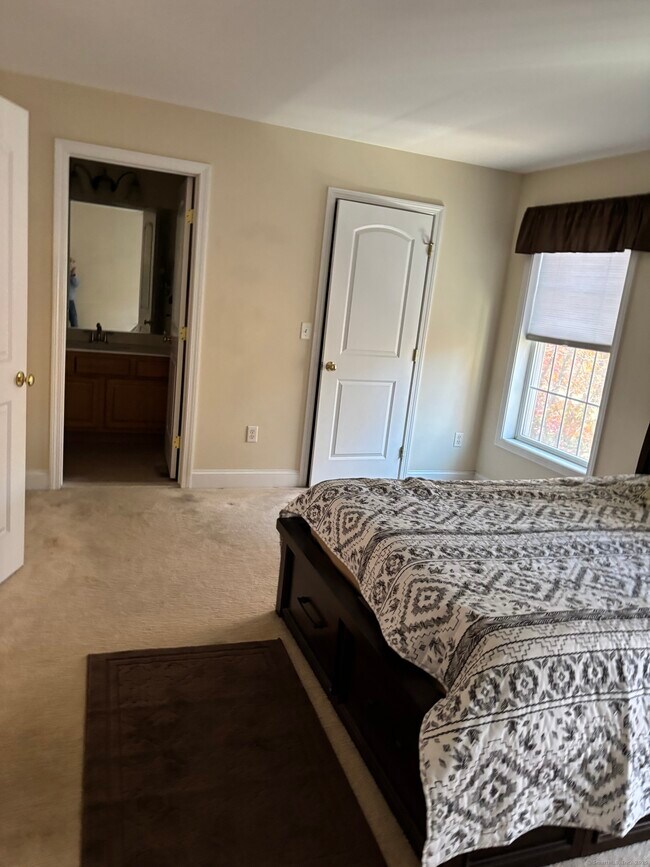 Building Photo - 15 Freedom Way