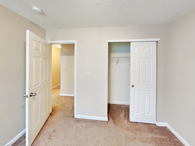 Building Photo - 1559 Whisler Dr