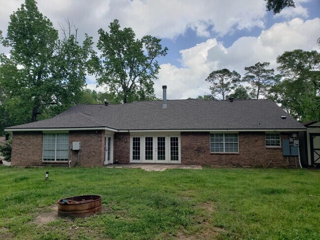 Building Photo - 1 Briar Oak Cir