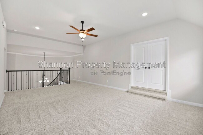 Building Photo - 28080 Woodland Bend Way