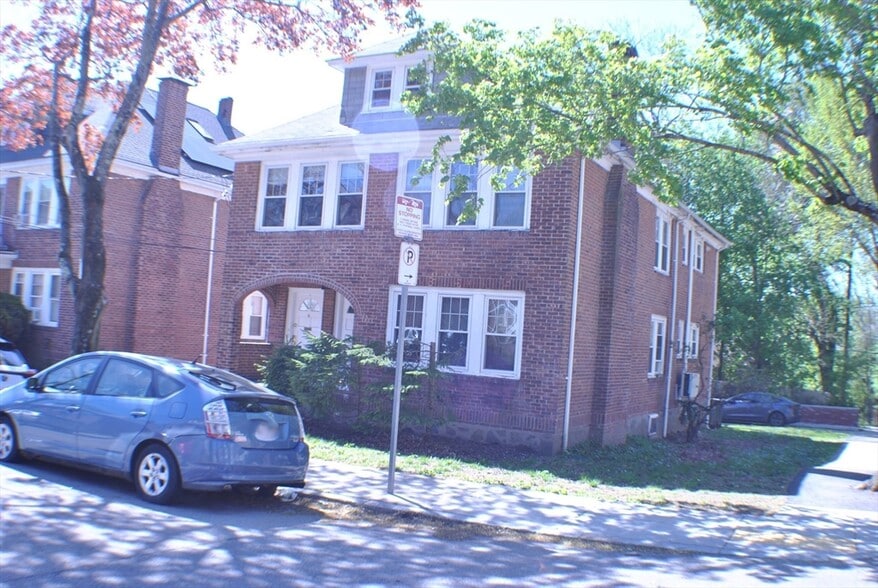 Building Photo - 3 Portina Rd