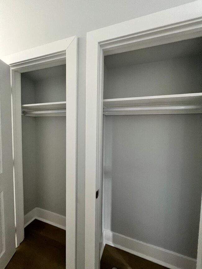 Building Photo - New Rehabbed 3bed/1.5bath in Grays Ferry