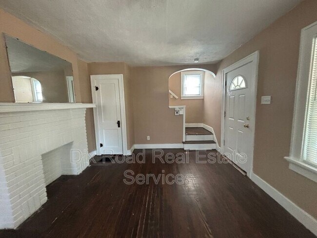 Building Photo - 229 Bellaire Ave