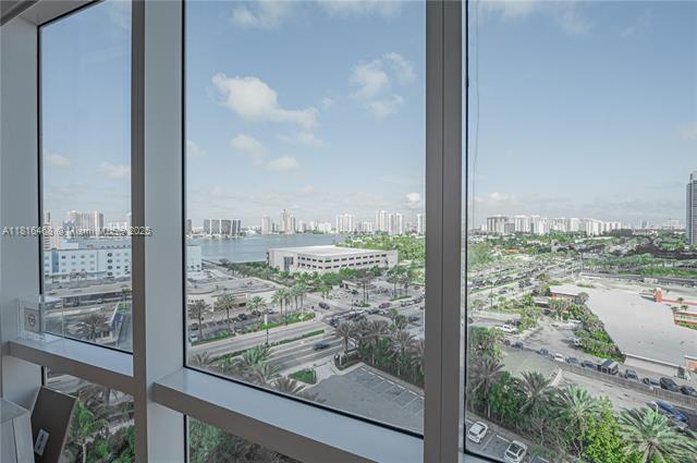 Building Photo - 18201 Collins Ave