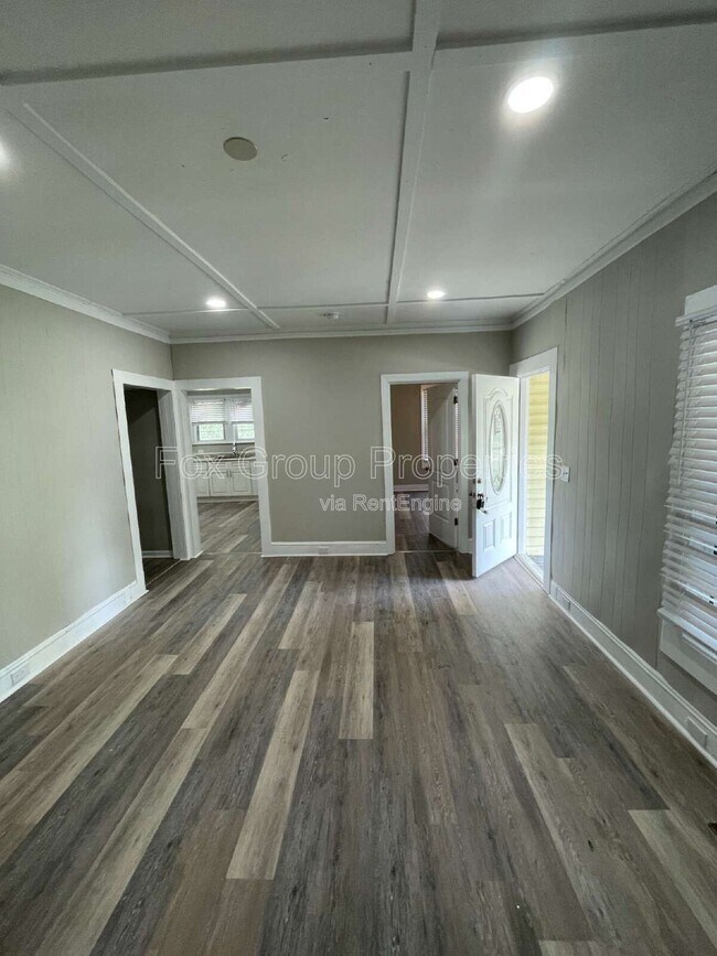 Building Photo - 19 Powder St NW